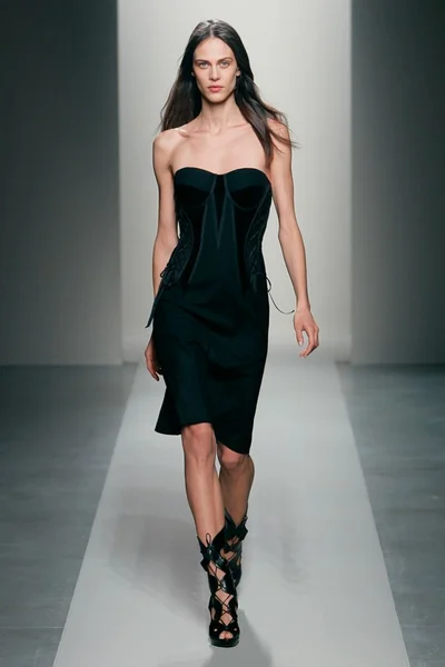 Look 24